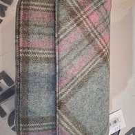 Plaid fabric wallet design