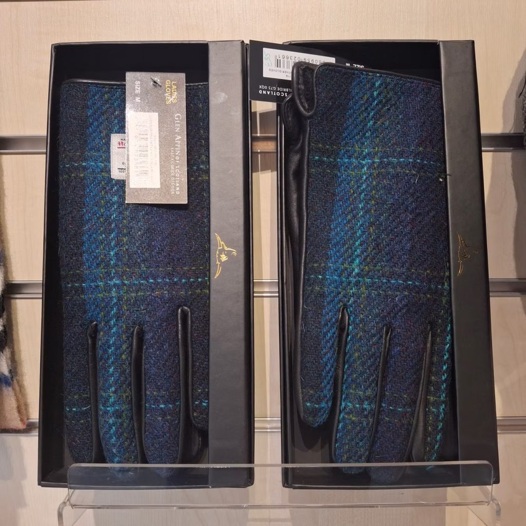 Gloves in display boxes